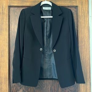 Stunning Tahari Black Blazer - Sz 4